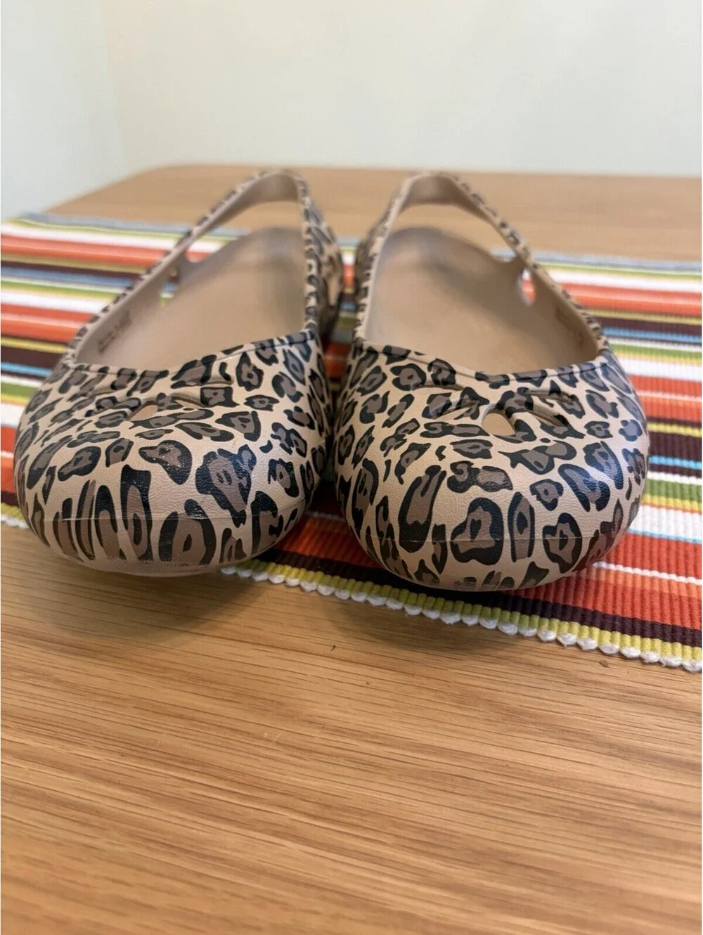 Crocs Kadee Ballet Flats Womens 9 Tan Leopard Cheetah Animal Print Slip On